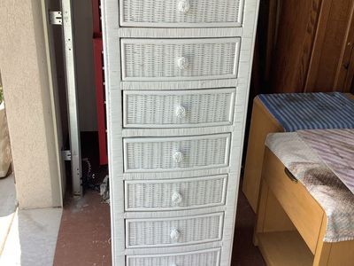 7 Drawer Whicker Space Saver Dresser