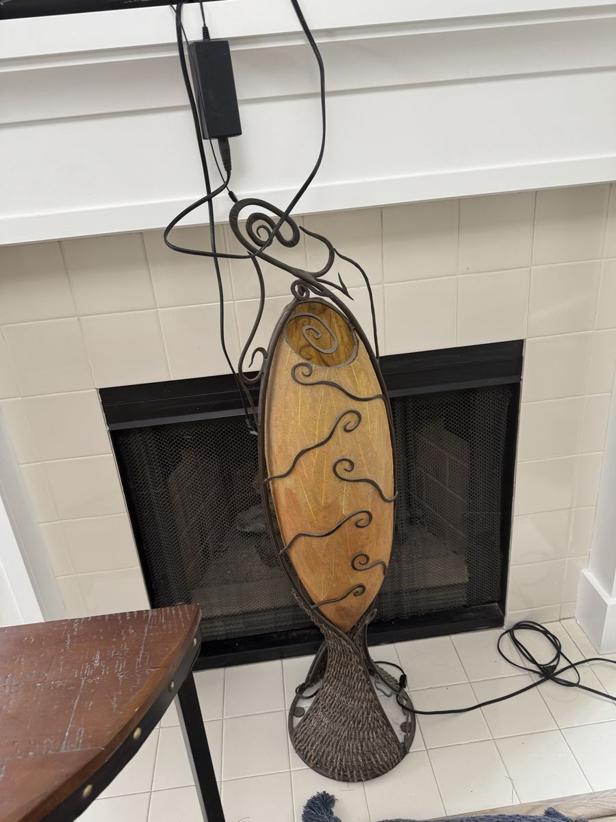 Light fixture