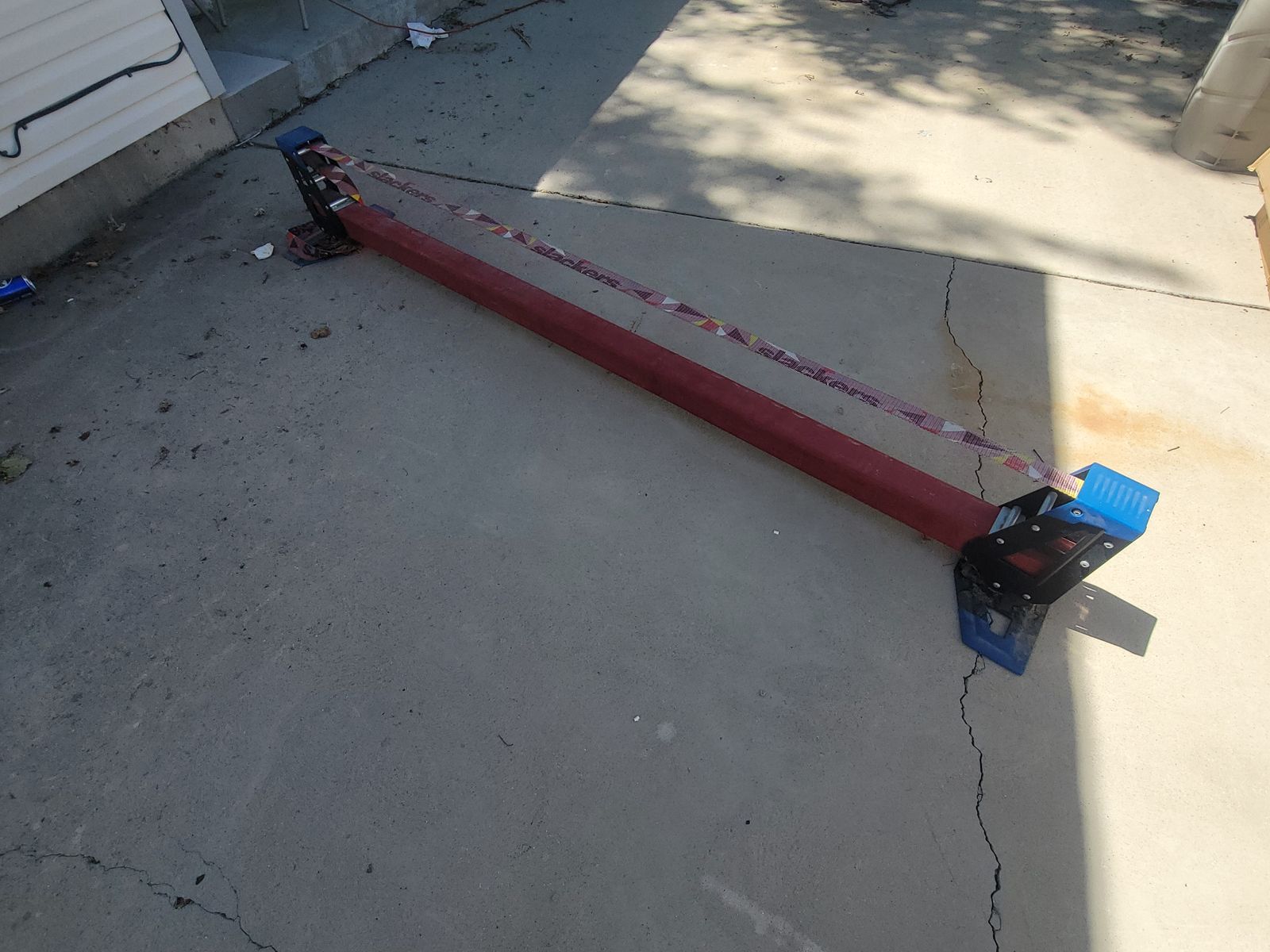Treeless / indoor Slackline