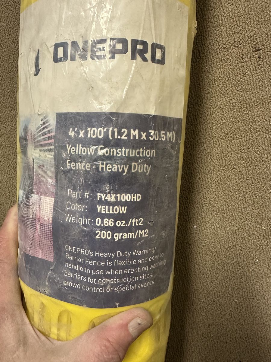 4' X 100' Heavy-Duty Construction Fence) Yellow