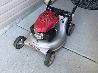 Honda HRR216 Lawn Mower