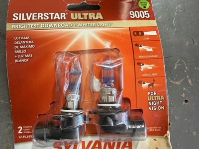Sylvania 9005 Headlights