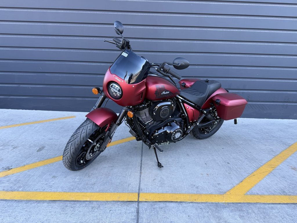 2025 Indian Motorcycle® Sport Chief RT Sunset Red Smoke