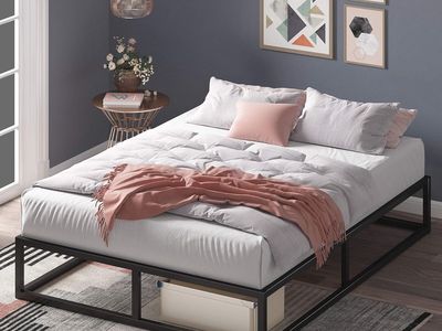 NEW IN BOX Queen Metal Platform Bed Frame