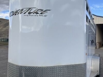 2020 Trails West 3 Horse Trailer