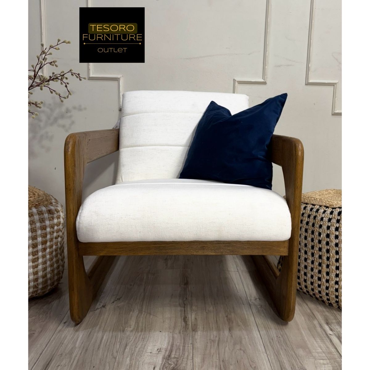 MODERN LINEN CREAM ACCENT CHAIR
