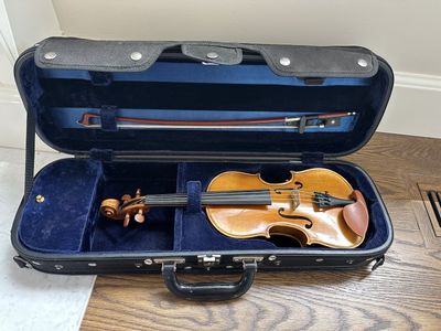 1/8 Size Violin A300