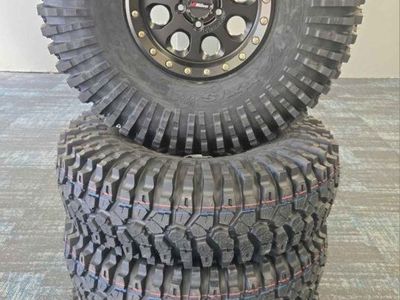 35in Roxxzillas & System 3 beadlocks (5lug)