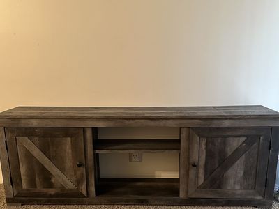 Like-New TV Stand / Entertainment Center for 65” TV