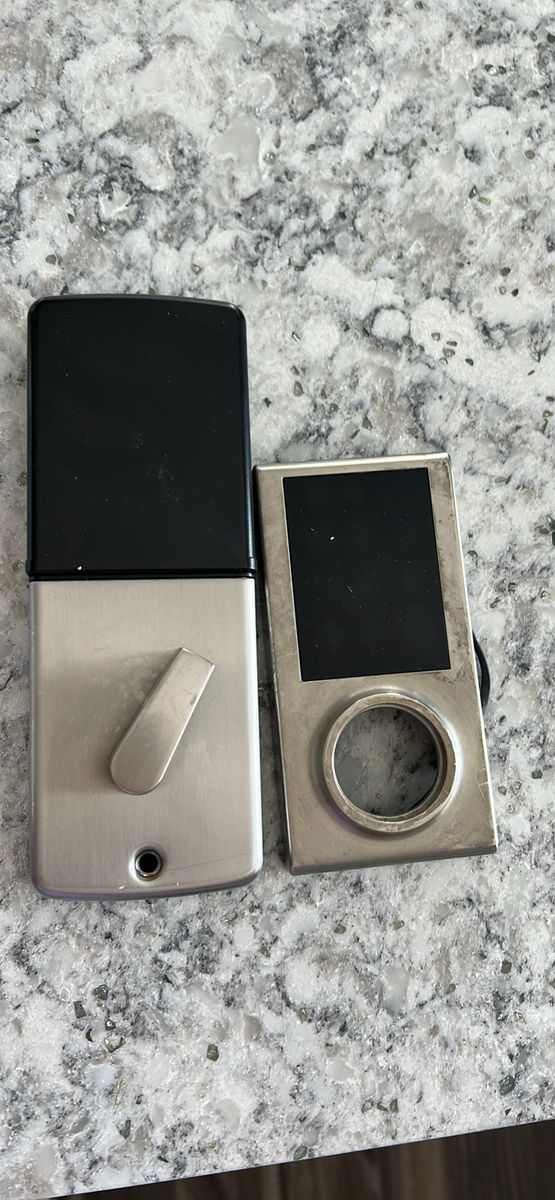 Keypad deadbolt lock with code and physical keys