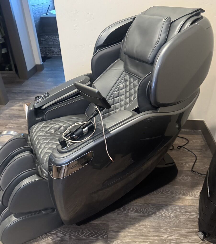 Cozzia Gray Qi XE Pro