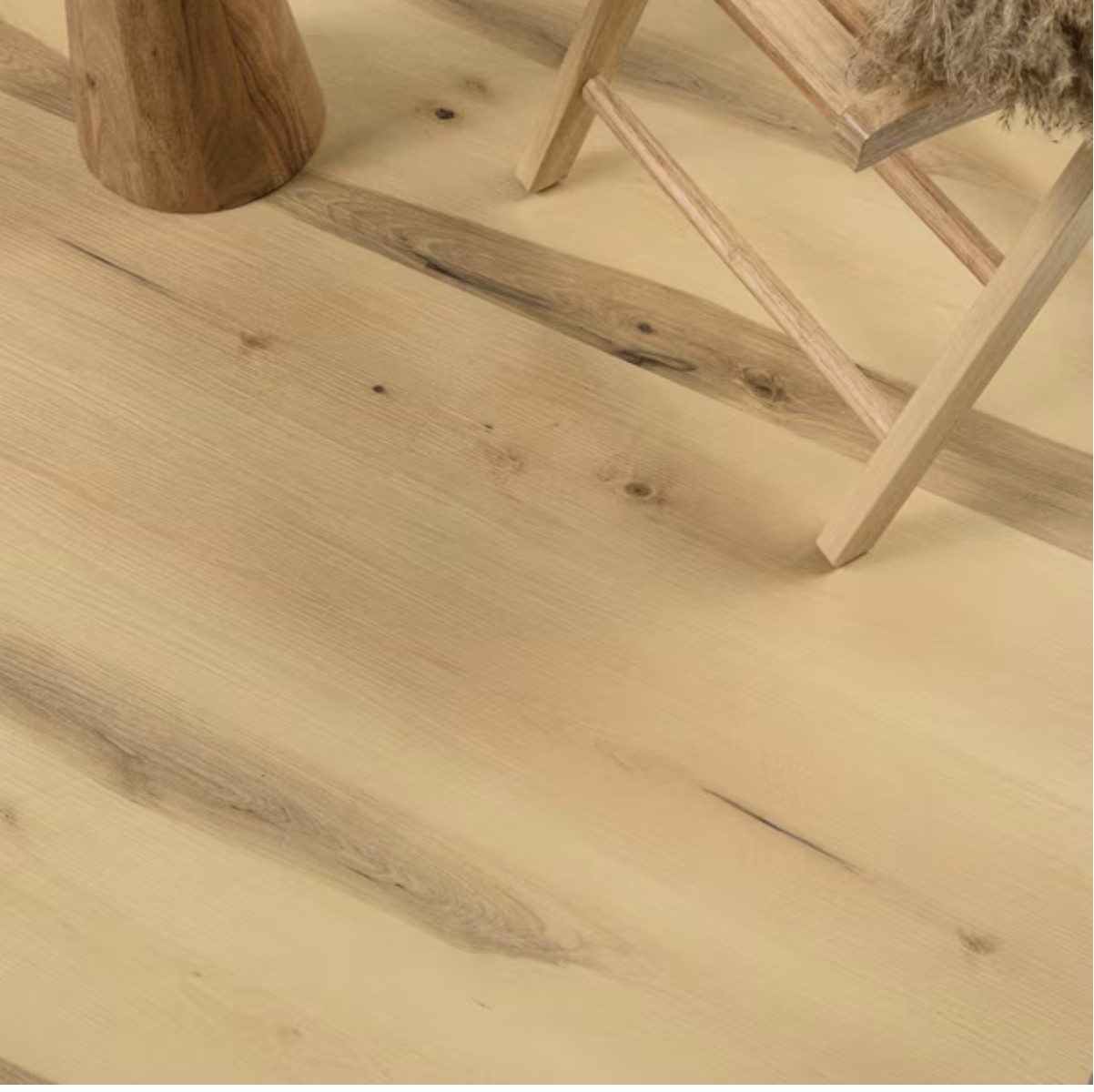 Leo Hill Oak Waterproof Click Lock Luxury Vinyl Plank Flooring