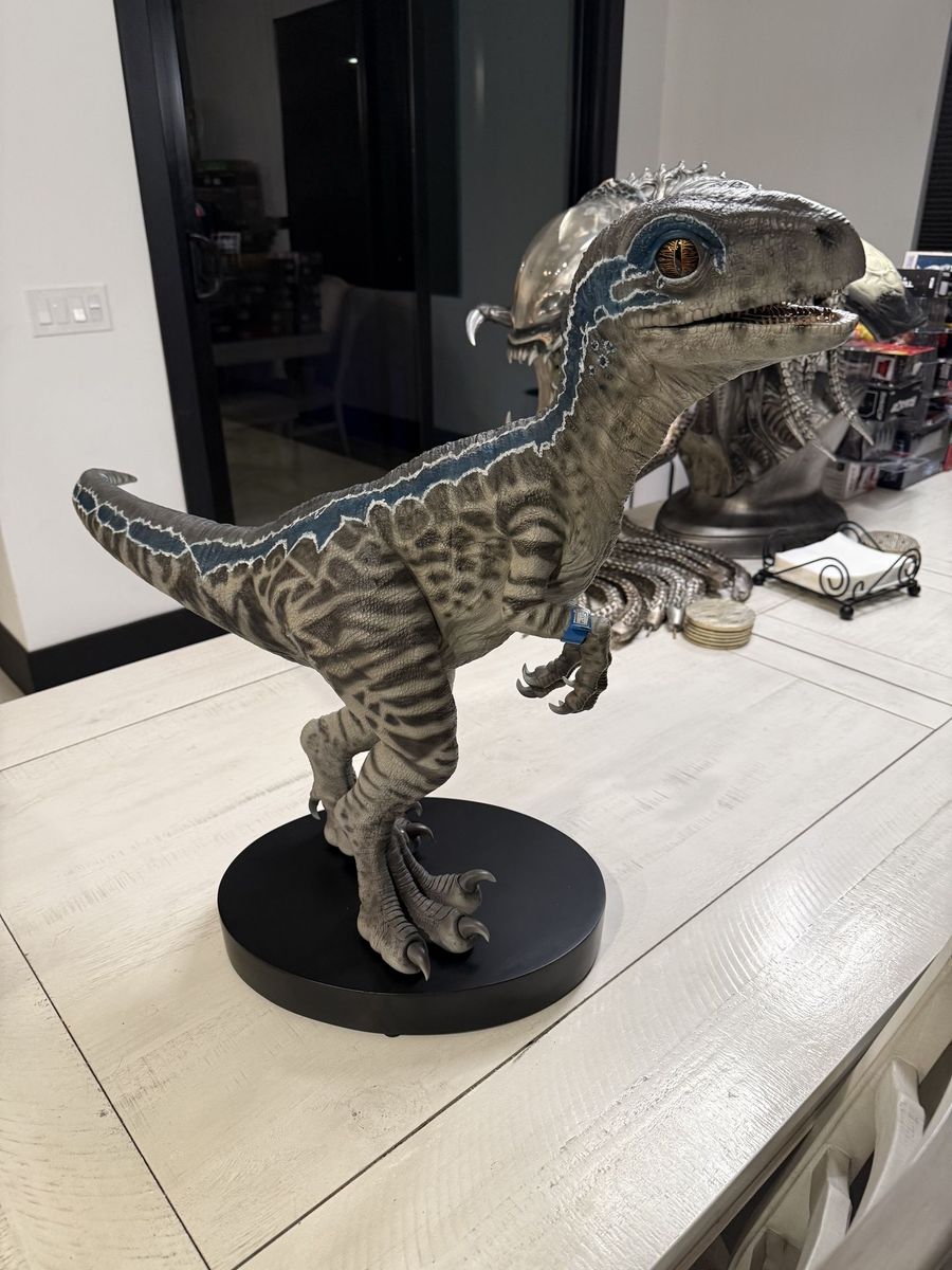 Jurassic World Baby Blue