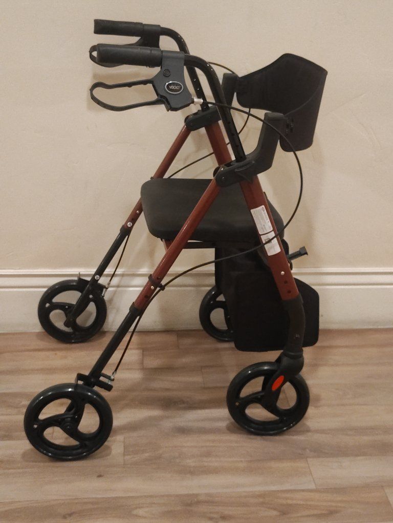 Main image 6