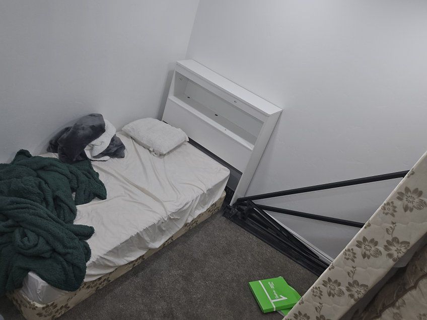 room for rent (Male) West valley
