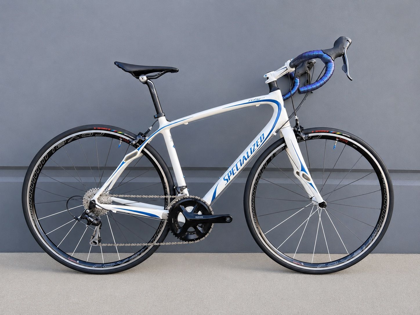 Specialized Ruby Carbon Road Bike – 54 cm – Shimano 105 – Roval Wheels – Excellent Condition