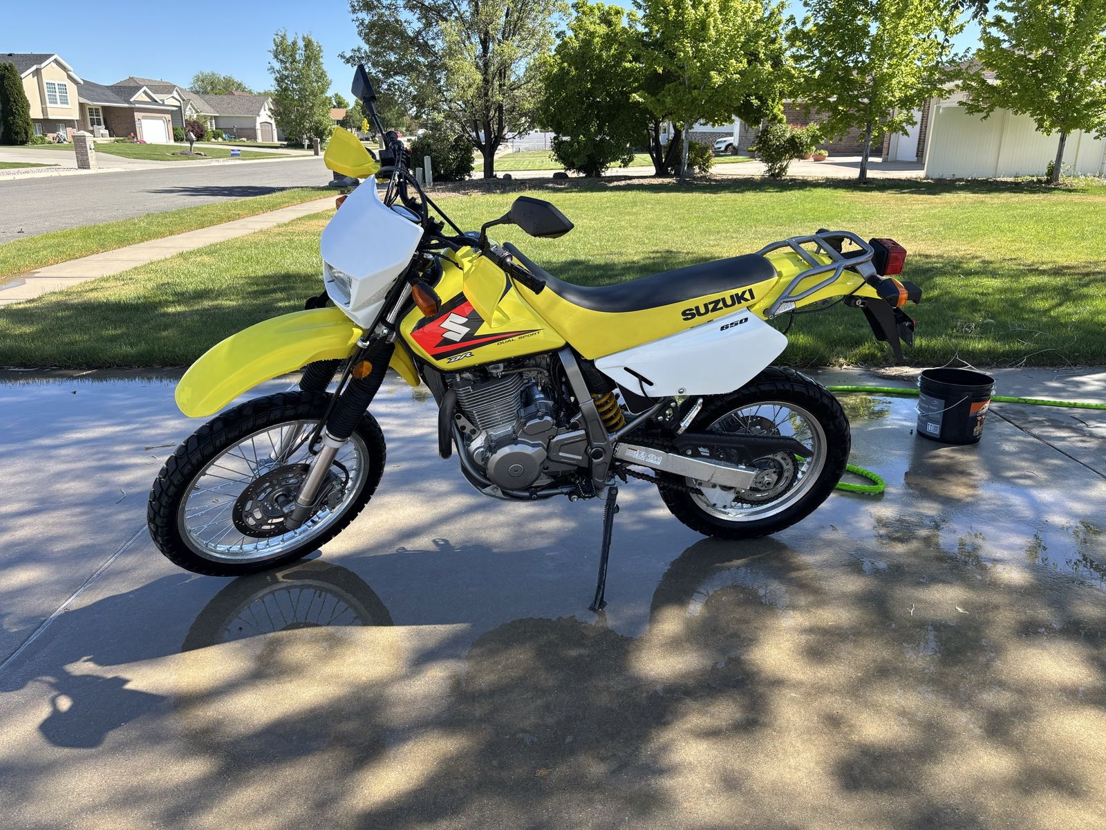 Suzuki dr650