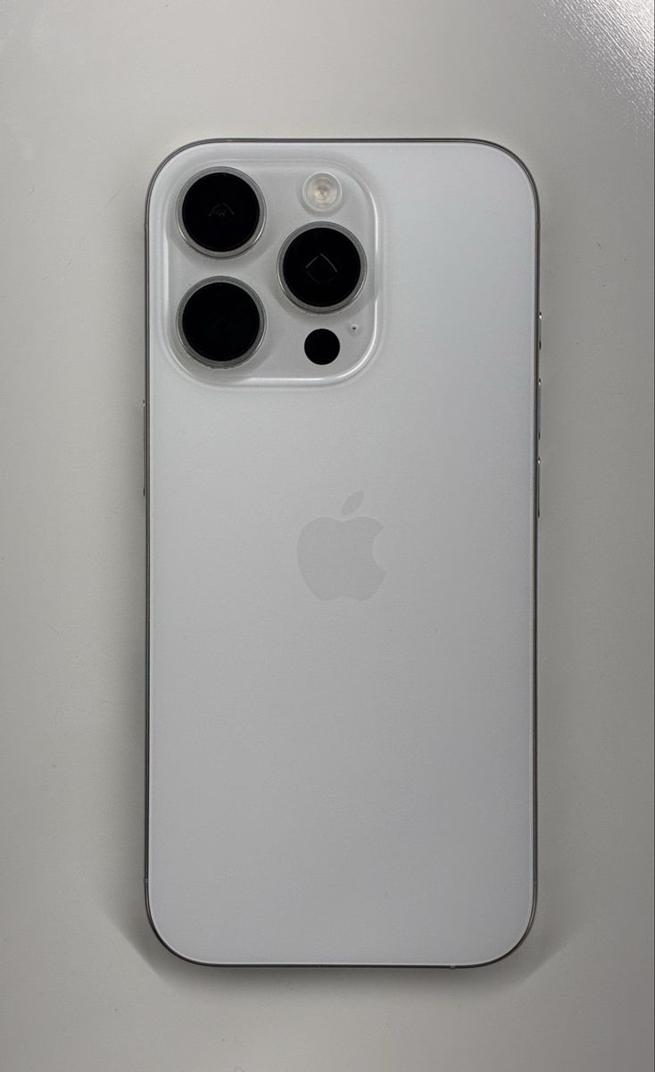 Main image 3