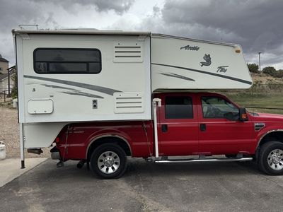 2004 Artic Fox Camper