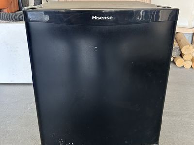 Mini fridge