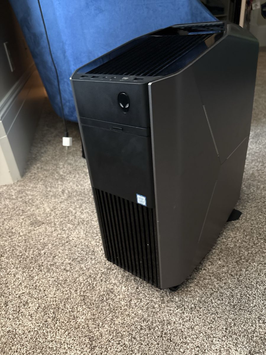 Alienware Aurora R10 Ryzen Edition Gaming PC Desktop
