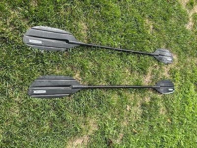 2 Kayak Paddles