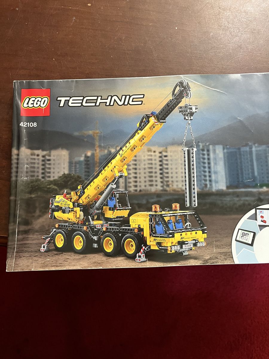 LEGO Technic Mobile Crane Set 42108 with Instruction Manual