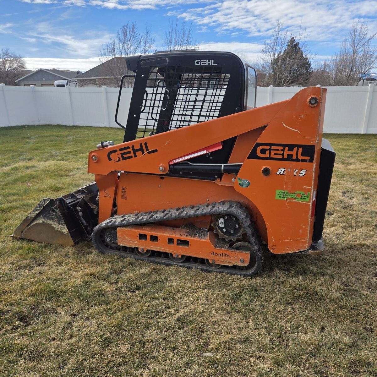 2021 Gehl RT105 Track Skid Steer