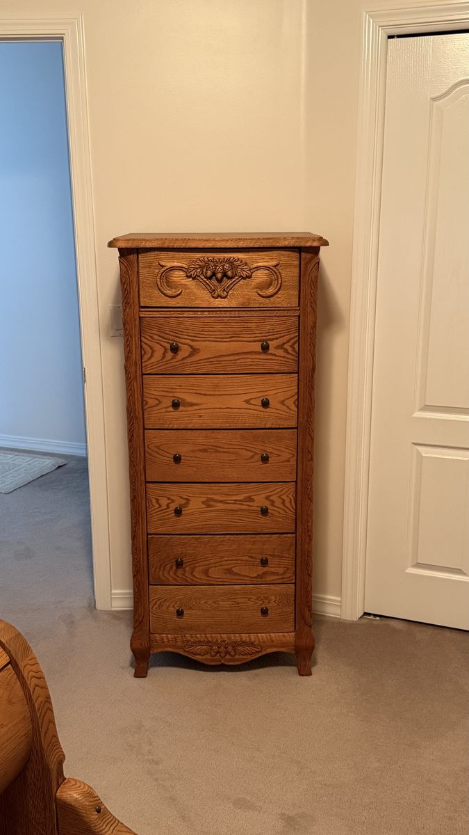Main image 4