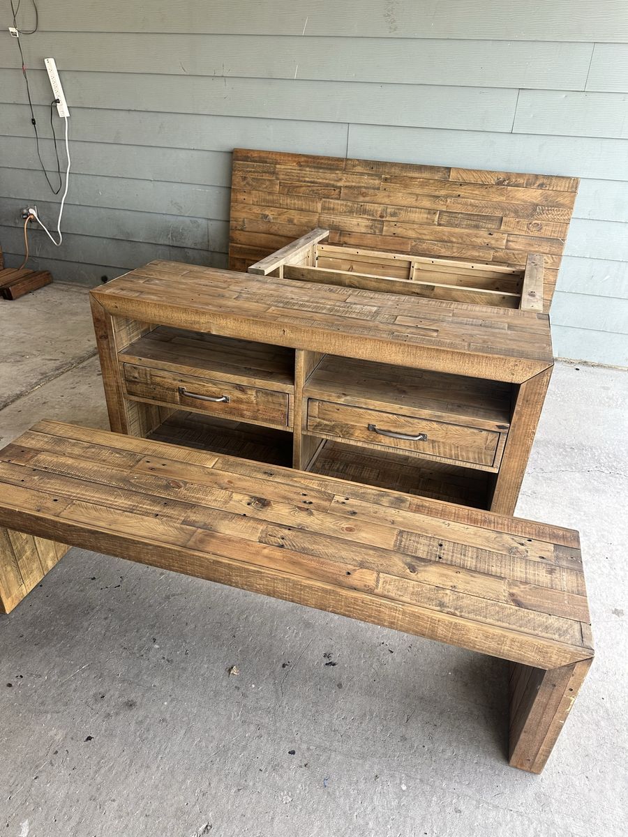 Dining set