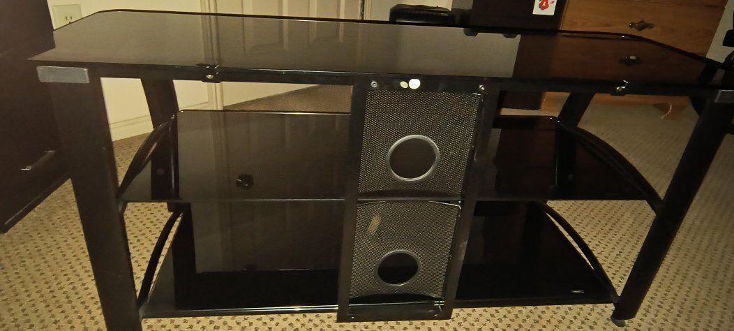 Main image 2