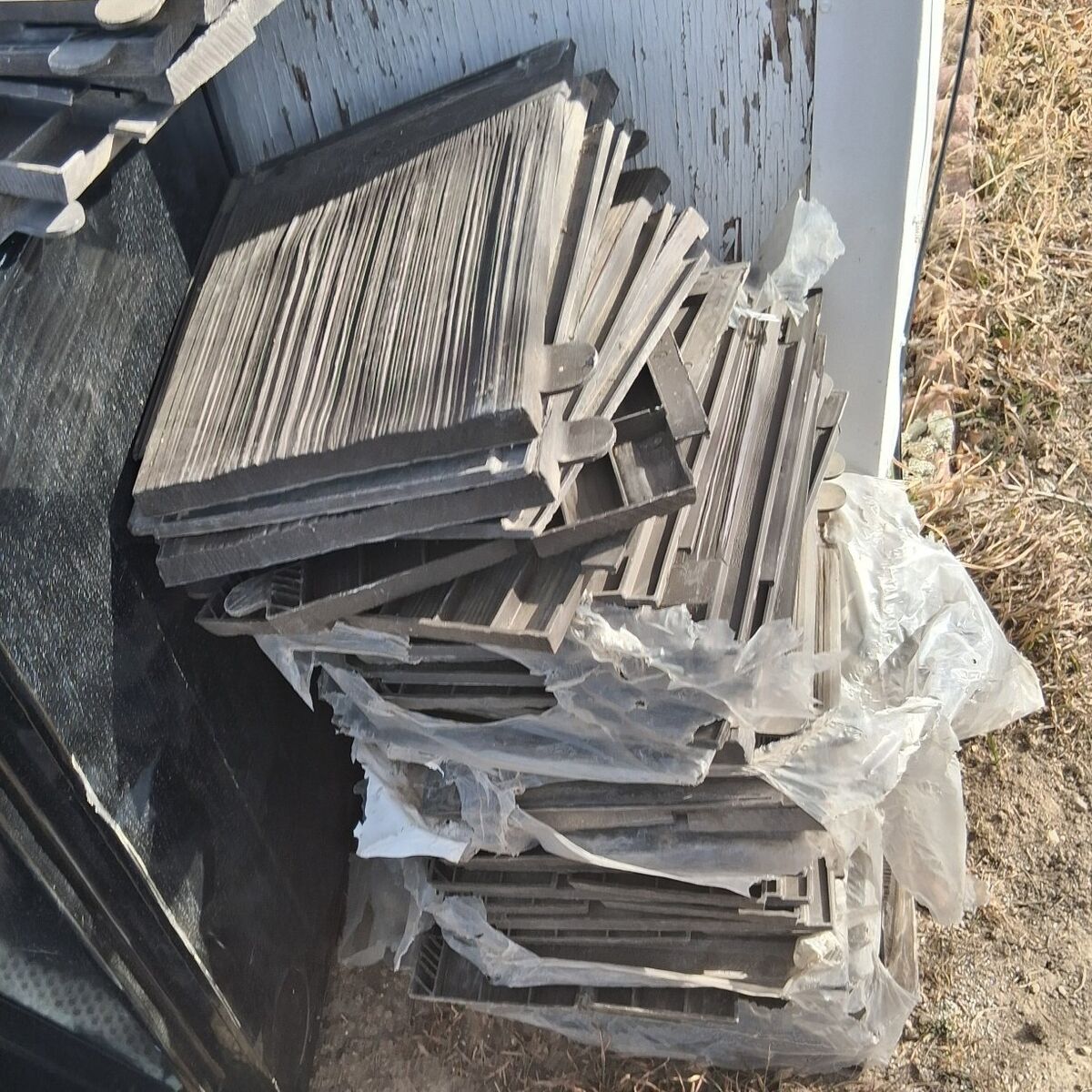roof siding almost 500 pieces