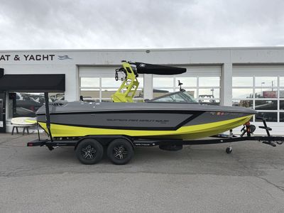 2017 22' Super Air Nautique GS22 Bowrider