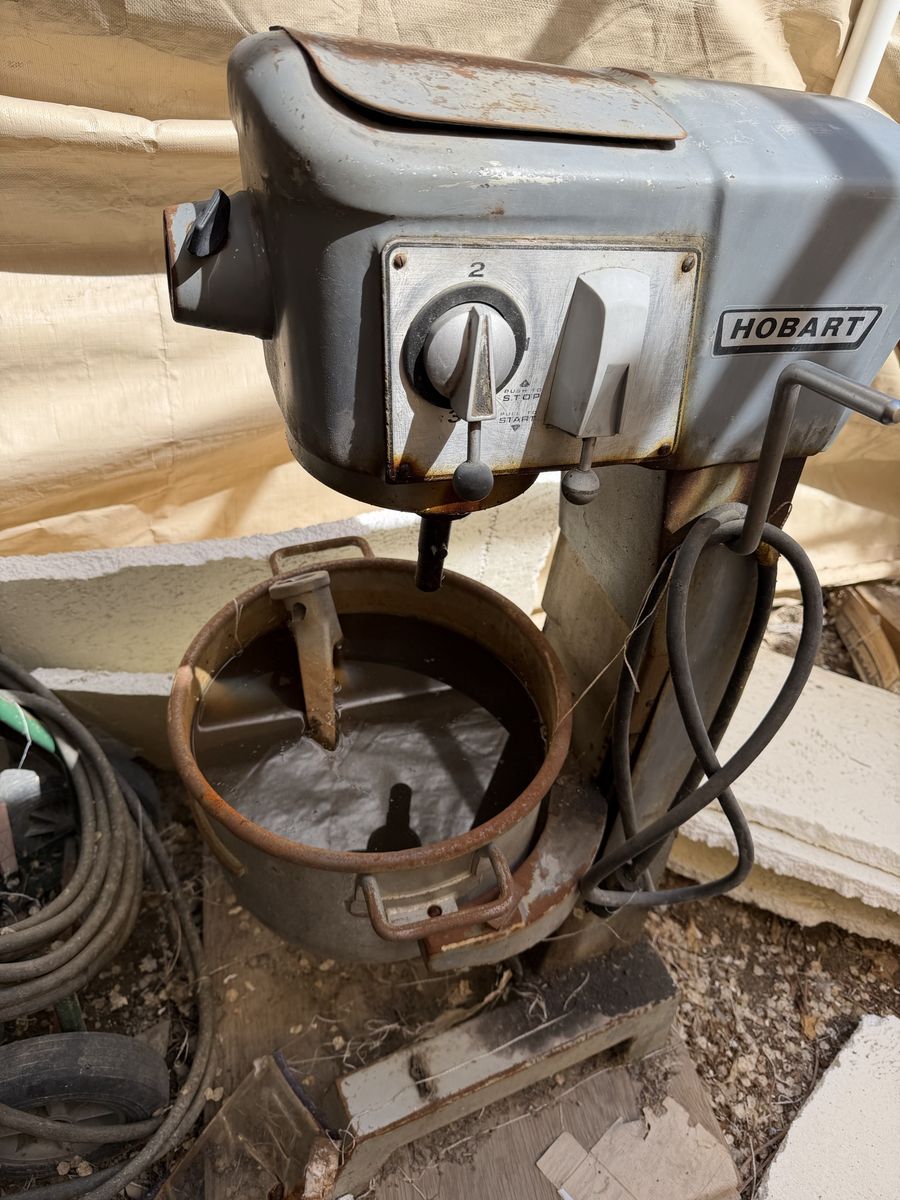 Hobart D-300 Commercial Stand Mixer - Heavy Duty Industrial Mixer