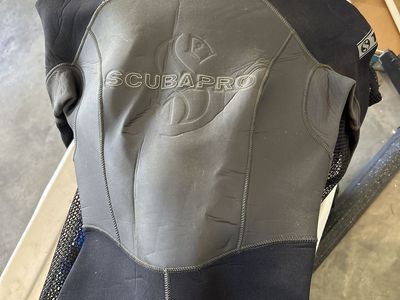 Scubapro Scuba Diving Wetsuit 1.5m XS Black, Pre-Owned, Excellent Condition