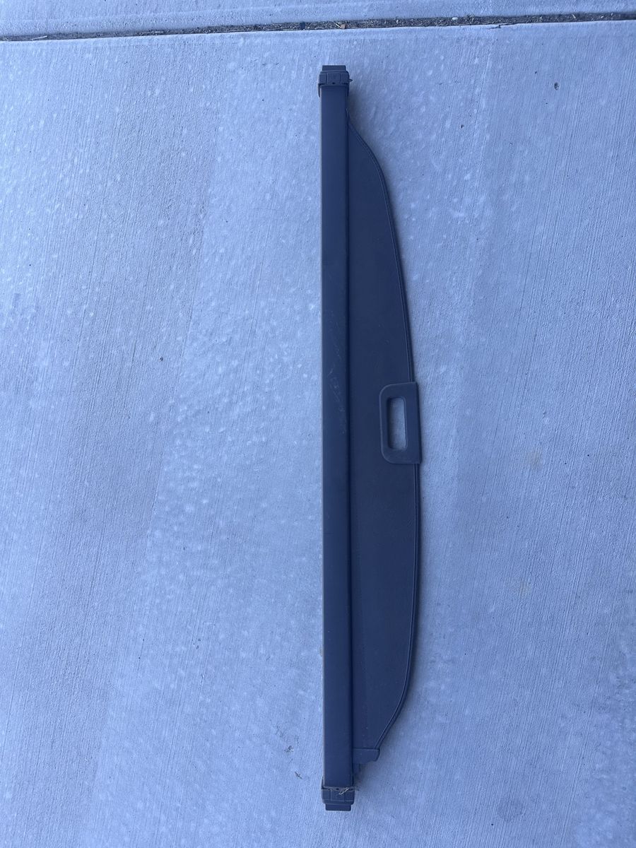 Black Retractable Cargo Cover Rear Trunk Security Shield
