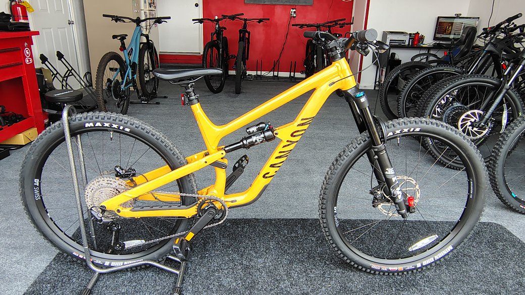 Canyon Spectral 6 (New)