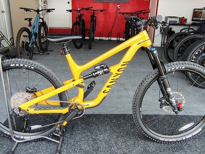 Canyon Spectral 6 (New)
