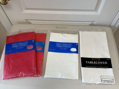 *New* Plastic Table Covers Party Supplies
