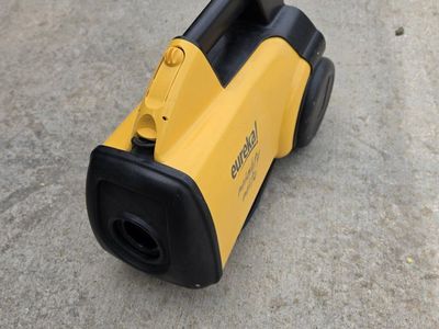 Eureka! Mighty Mite Canister Vacuum Cleaner - Compact Yellow Model