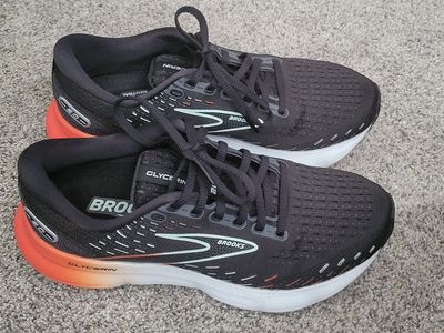Brooks Glycerin 20 Running Shoes (Size 7.5, B Med.)
