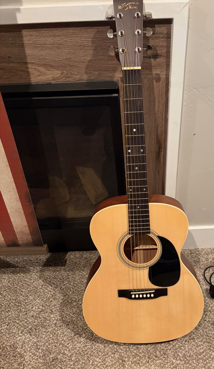 Recording King RO-M9M Recording King All Solid 000