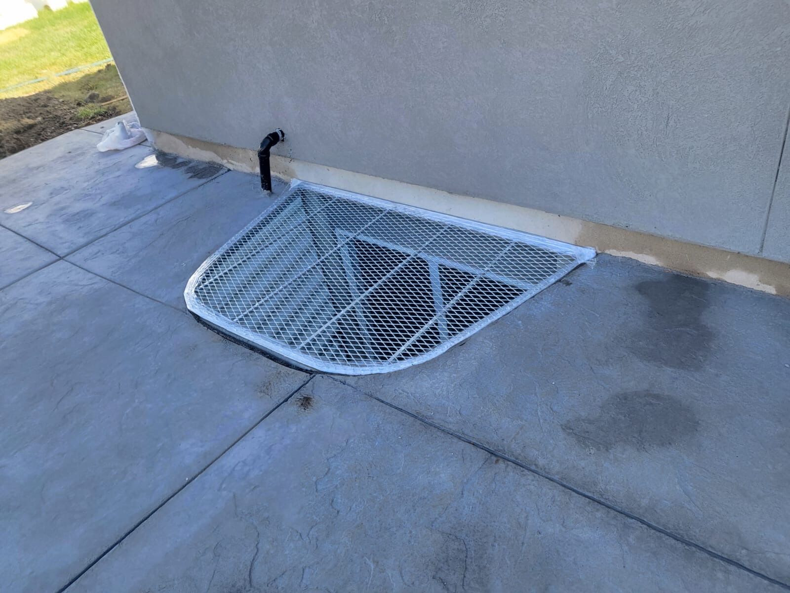 WINDOWS WELLS COVERS