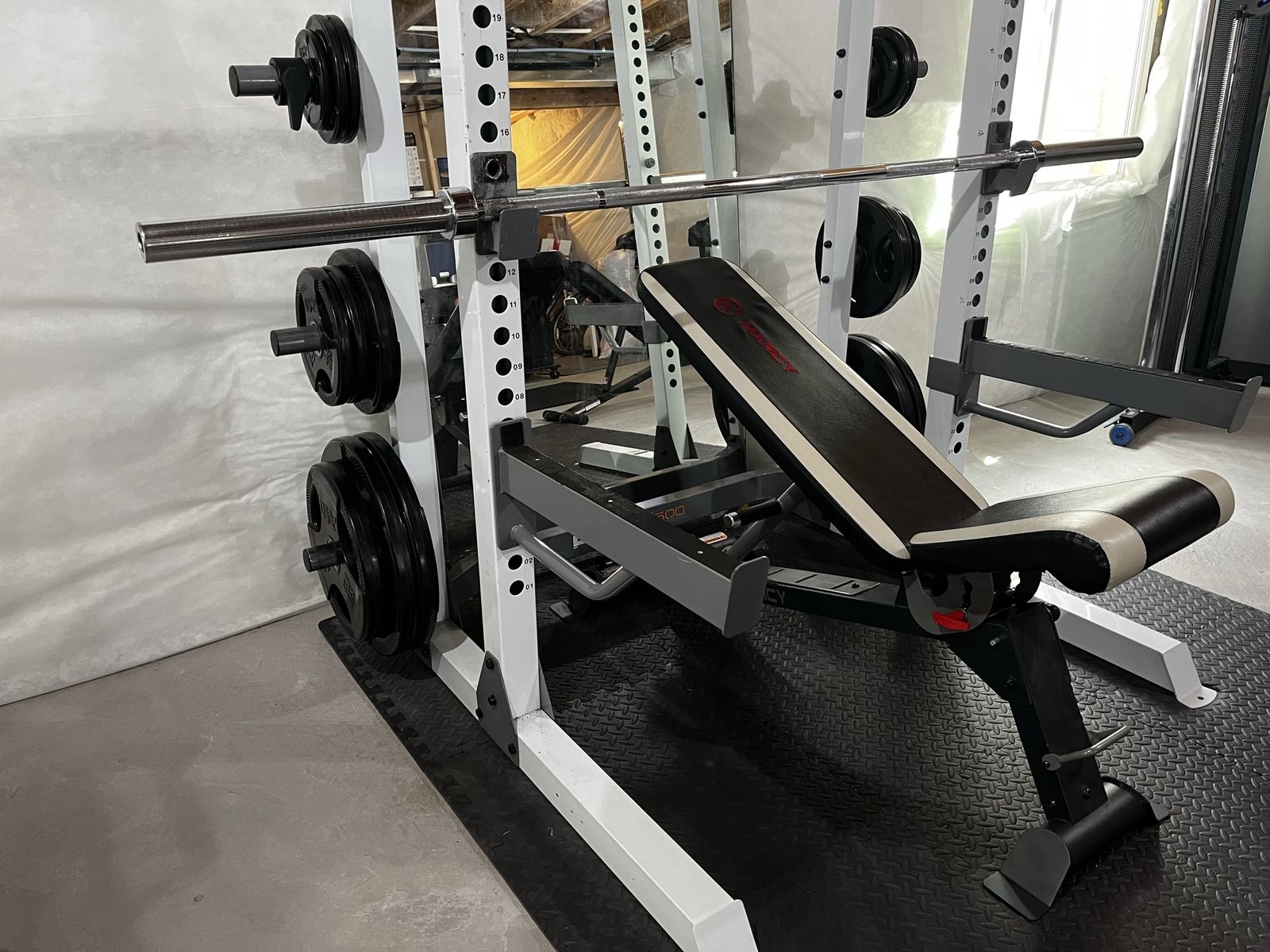 Full Squat Rack (Bar, weights, bench)