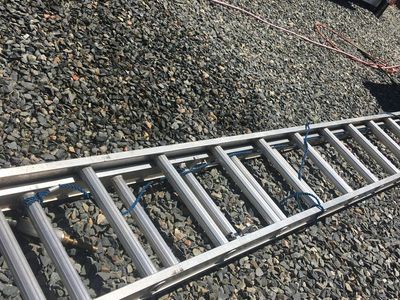 extension ladder 22'