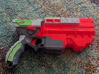 Nerf N-Strike Elite Vigilance Blaster Toy Gun - Red & Green