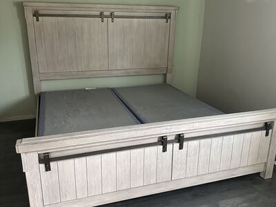 King Bedroom Set