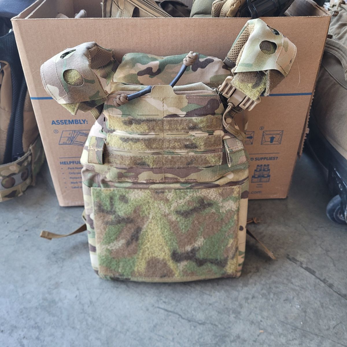 Raine Plate Carrier with Hesco L210s