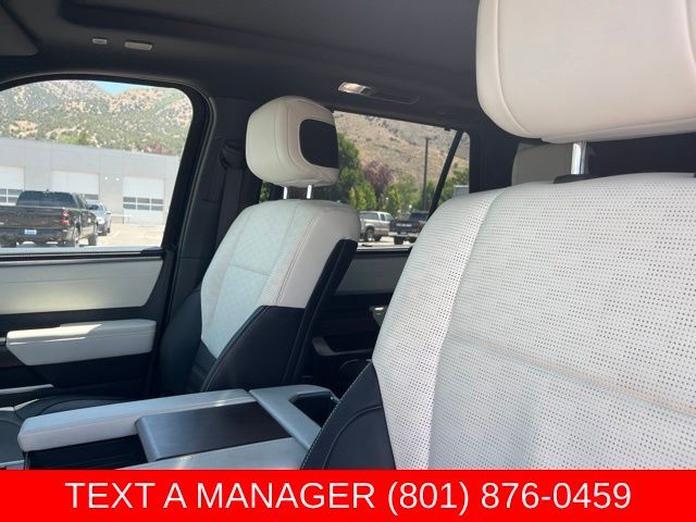 Main image 16