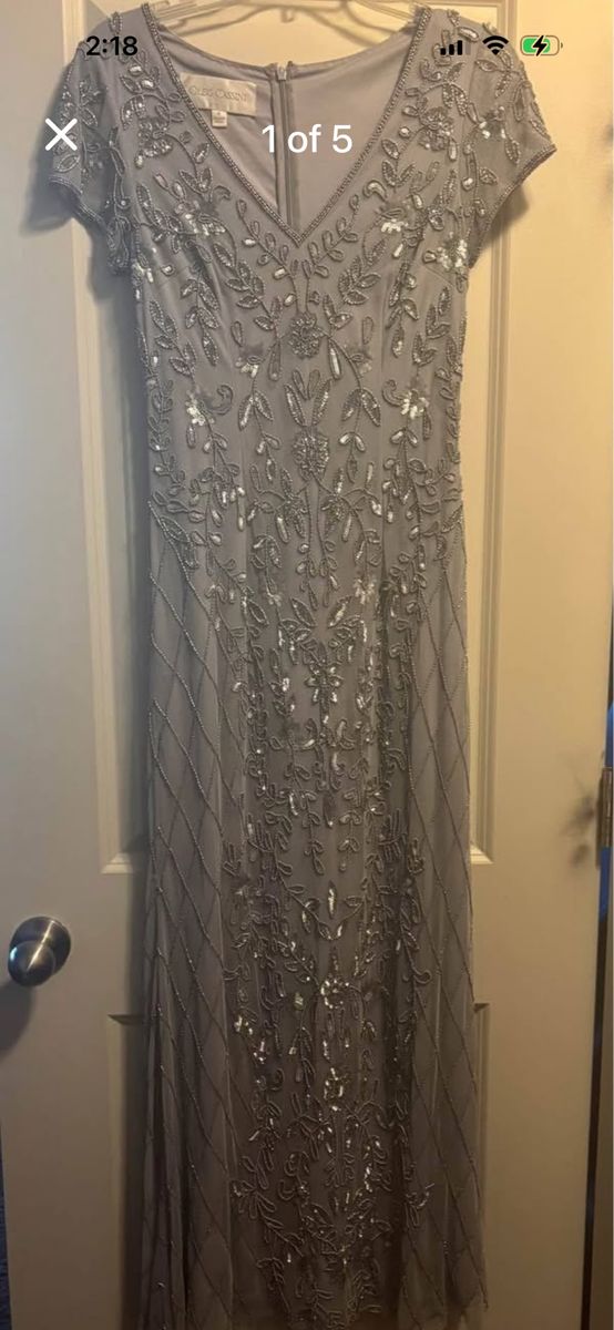 Oleg Cassini Beaded Short Sleeve V-Neck Evening Dress Gown Grey Size 8
